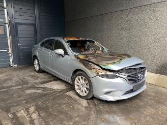 krockskadad bil vrachtwagen Mazda 6 2.2Diesel 110KW 2016/1