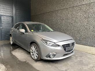 Vrakbiler auto Mazda 3 (BM/BN) Hatchback 2013 / 2019 2.2 SkyActiv-D 150 16V Hatchback  Diesel 2.191cc 110kW (150pk) FWD 2013-09/2016-08 2014/8