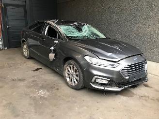 Vrakbiler auto Ford Mondeo V Sedan 2020 2020/6