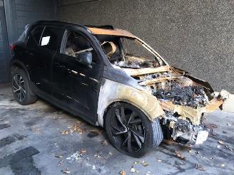 rozbiórka samochody osobowe Volvo XC40 (XZ) Hatchback 5-drs 2018 2.0 D4 AWD Geartronic 16V Hatchback 4Dr Diesel 1.969cc 140kW (190pk) 4x4 2018/5