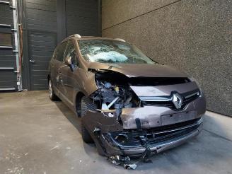 Vrakbiler auto Renault Scenic Scenic III (JZ), MPV, 2009 / 2016 1.6 Energy dCi 130 2013/5