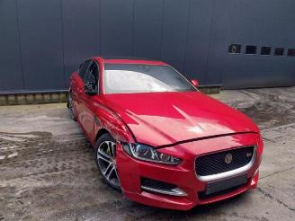 Vrakbiler auto Jaguar XE XE, Sedan, 2015 2.0d 180 16V 2015/7
