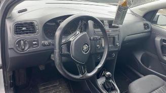 Volkswagen Polo Polo V (6R), Hatchback, 2009 / 2017 1.4 TDI picture 7
