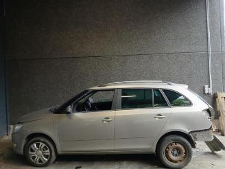 Skoda Fabia Fabia II Combi, Combi 5-drs, 2007 / 2015 1.2i 12V picture 3