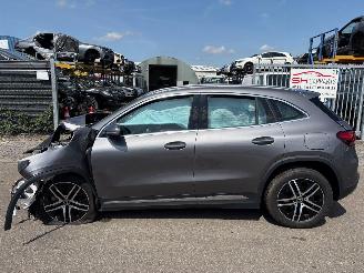 Mercedes GLA  picture 3