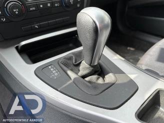 BMW 3-serie 3 serie (E90), Sedan, 2005 / 2011 320i 16V picture 19