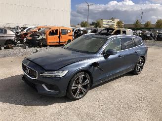 demontáž osobní automobily Volvo V-60 T8    2.0 2019/2