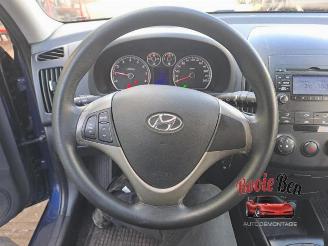 Hyundai I-30 i30 Crosswagon (WWH), Combi, 2007 / 2012 1.4 CVVT 16V picture 9