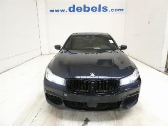 uszkodzony samochody osobowe BMW 7-serie 3.0D D 2016/6