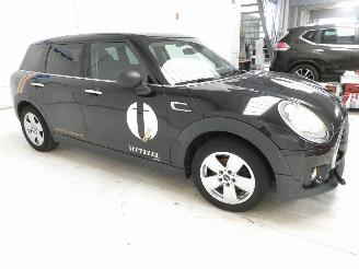 Mini Cooper ONE CLUBMAN picture 9