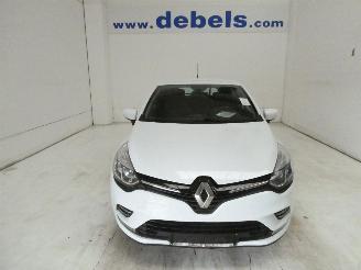 skadebil auto Renault Clio 0.9 ZEN ENERGY TCE 2019/6