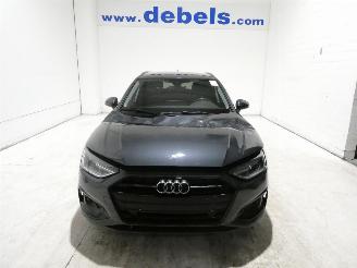 Unfallwagen Audi A4 2.0 TDI 2022/11