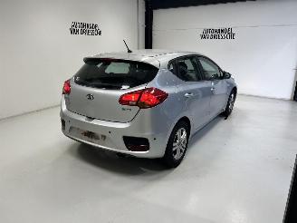 Kia Cee d  picture 3