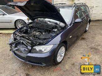 disassembly passenger cars BMW 3-serie 318i 2007/2