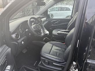 Mercedes V-klasse V300 d Avantgarde Edition 4 matic extra lang picture 7
