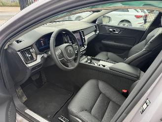 Volvo V-60 Volvo V60 B4 Kombi Core MildHybrid picture 7