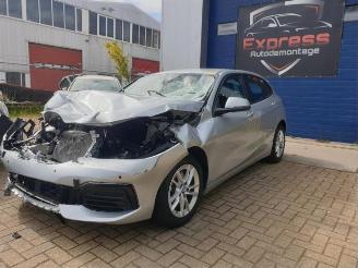 disassembly passenger cars BMW 1-serie 1 serie (F40), Hatchback, 2019 116d 1.5 12V TwinPower 2019/12