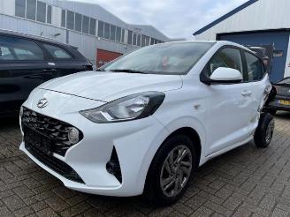 Coche siniestrado Hyundai I-10 i10, Hatchback, 2019 1.0 12V 2021