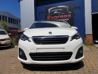 Peugeot 108 108, Hatchback, 2014 1.0 12V picture 8