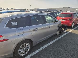 Peugeot 308  picture 2