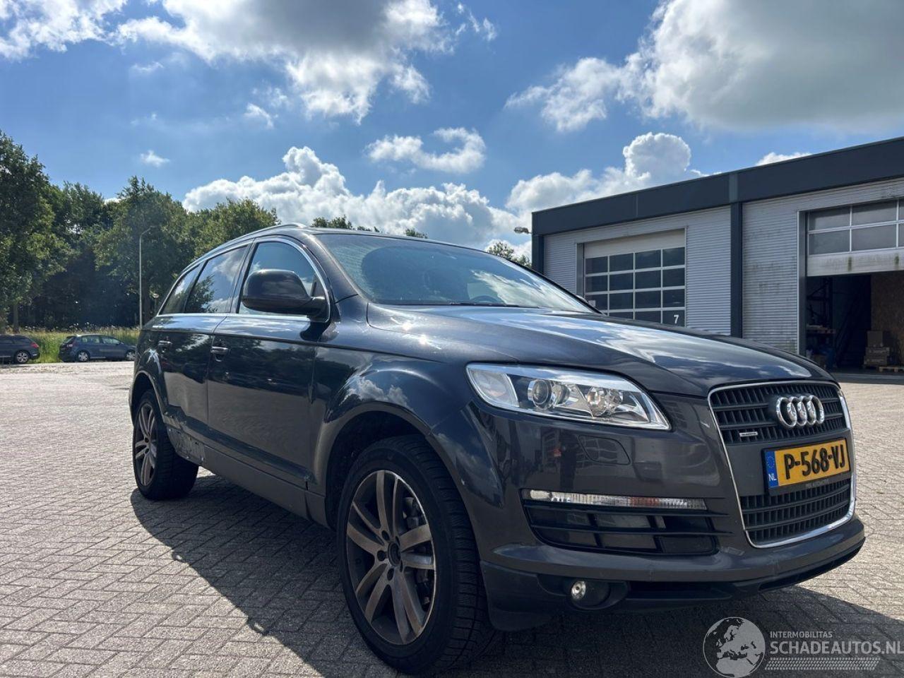 Audi Q7 4.2