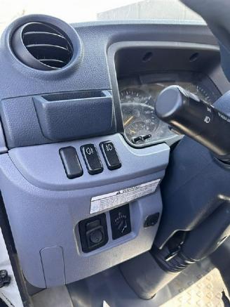 Fuso Canter  picture 12