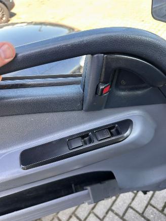 Fuso Canter  picture 11