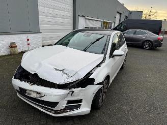 Auto incidentate Volkswagen Golf GOLF 1.4 TSI ACT MOTOR LOOPT!!! Highline DSG PANO 140PK!!! 2013/3