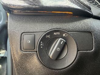 Mercedes B-klasse B180 NAP NL AUTO picture 12