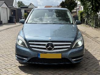 Mercedes B-klasse B180 NAP NL AUTO picture 3