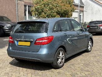 Mercedes B-klasse B180 NAP NL AUTO picture 5