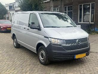 Volkswagen Transporter 2.0 TDI L1H1 28 Bulli picture 5