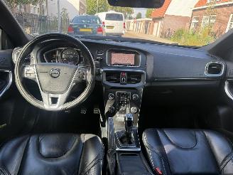 Volvo V-40 2.0 T4 R DESIGN Sport picture 21