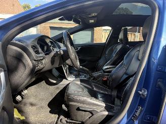 Volvo V-40 2.0 T4 R DESIGN Sport picture 15