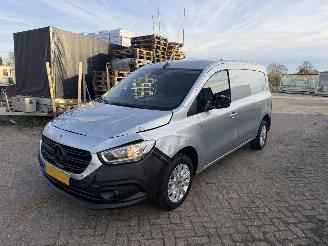 krockskadad bil auto Mercedes Citan 110 Cdi L2 PRO  / NAP AUTOMAAT 2024/1