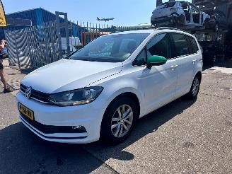  Volkswagen Touran 1.0 TSI 7 PERSOON 2019/6