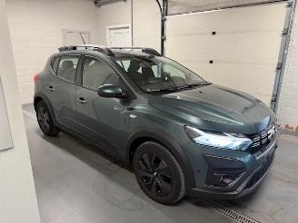 krockskadad bil auto Dacia Sandero BENZIN + LPG 2024/9