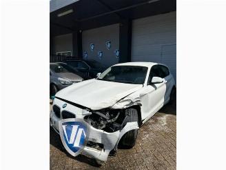 Vrakbiler auto BMW 1-serie 1 serie (F21), Hatchback 3-drs, 2011 / 2019 116i 1.6 16V 2014/7
