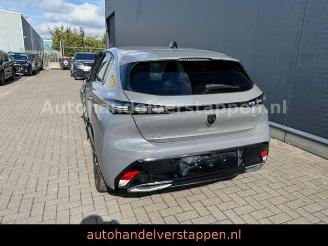 Damaged car Peugeot 308 III Allure AUTO 96 kW Blue-HDI FAP 2024/3